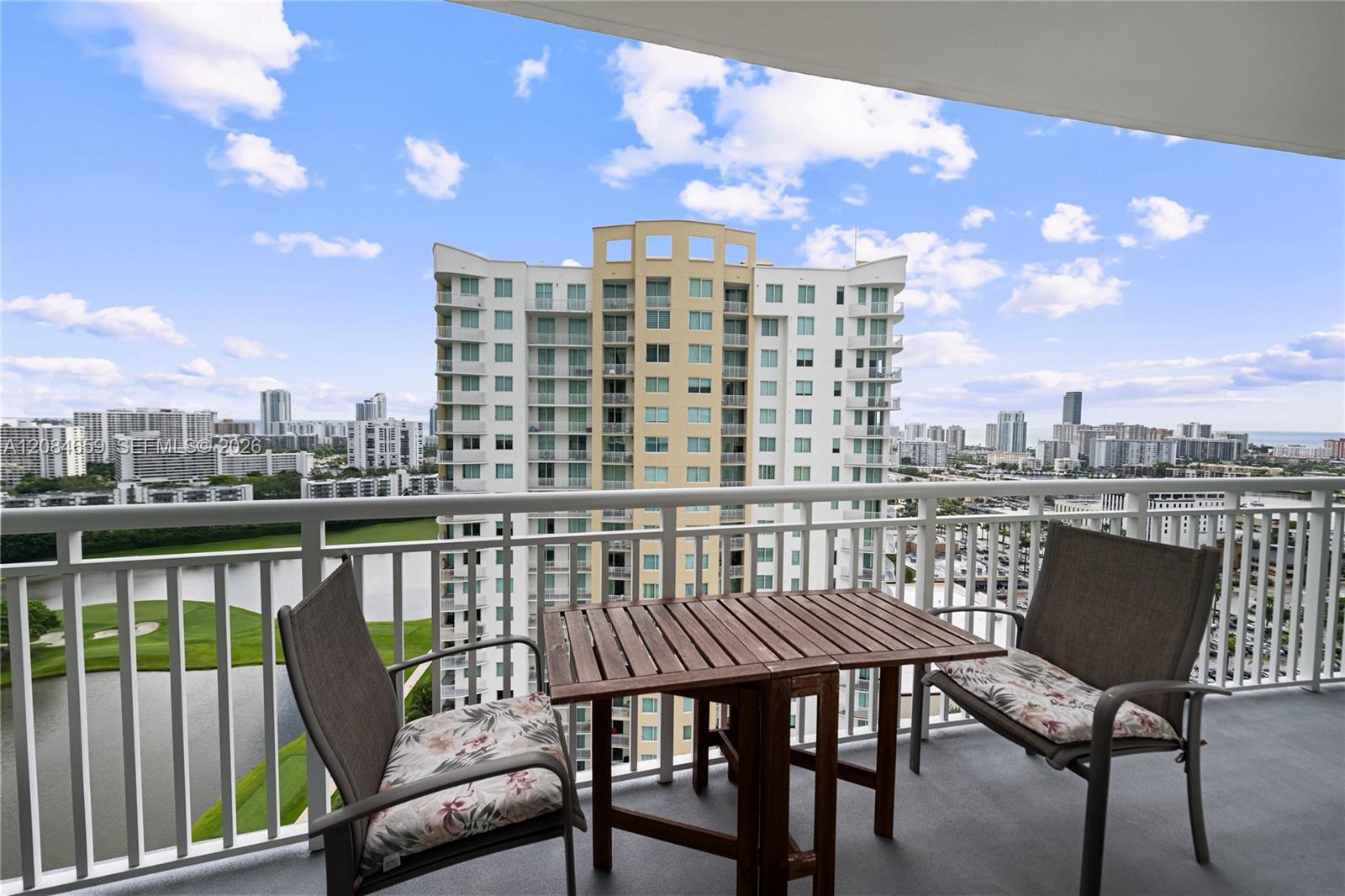 1745 E Hallandale Beach Boulevard 2204w Property Photo 4