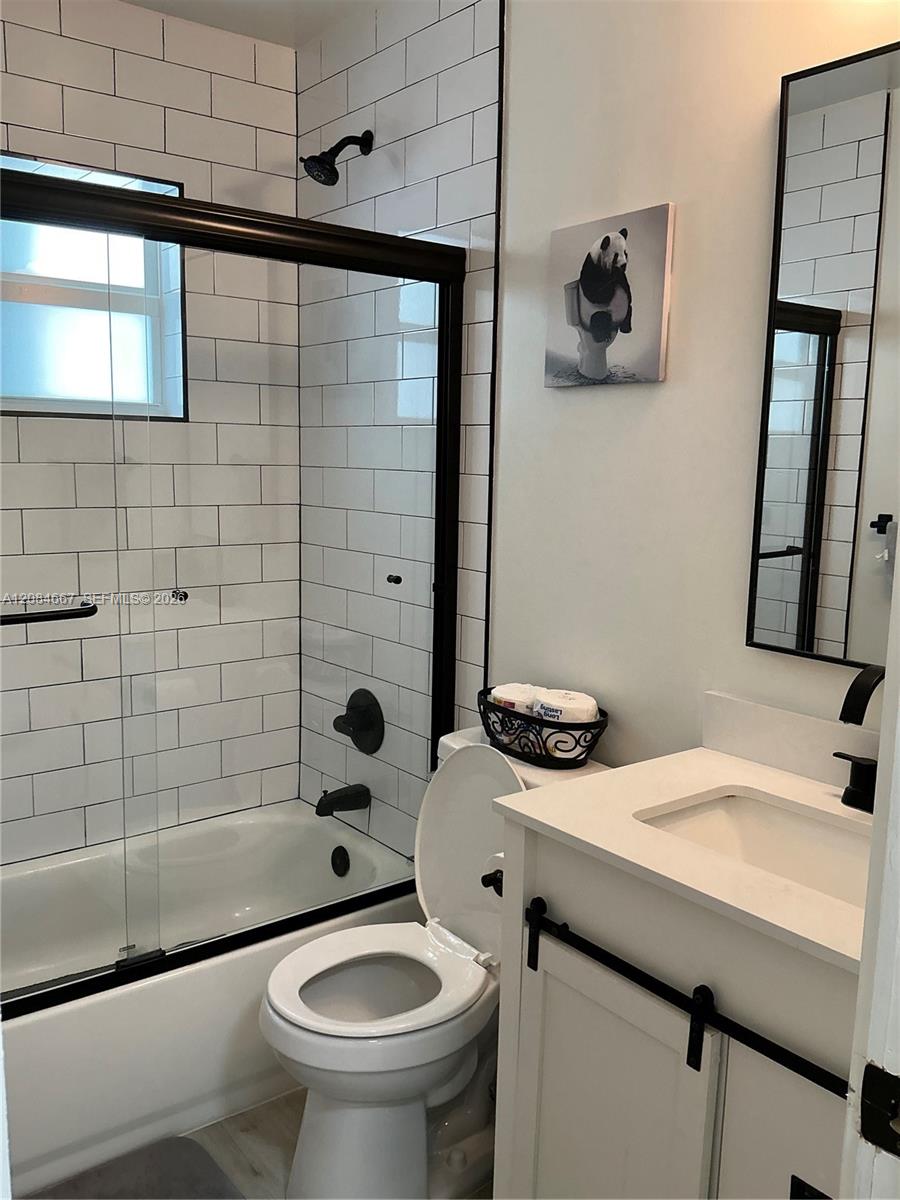 A12084667 Property Photo 7