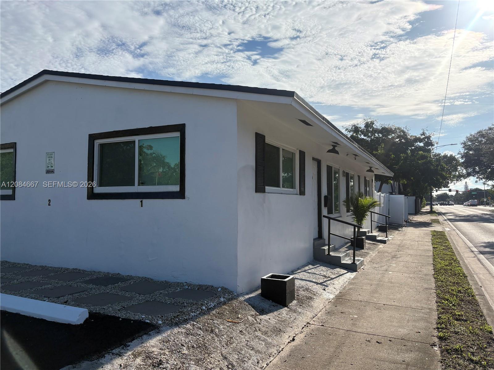 A12084667 Property Photo 9