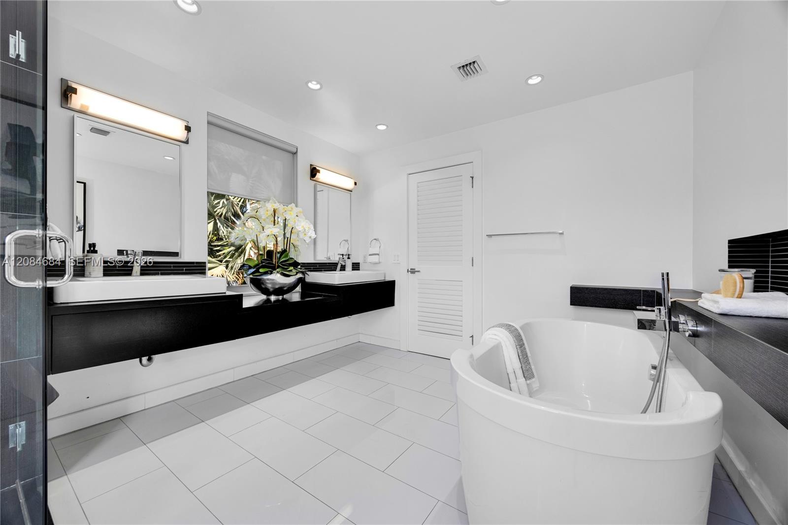 101 Sw 21st Road Property Photo 14