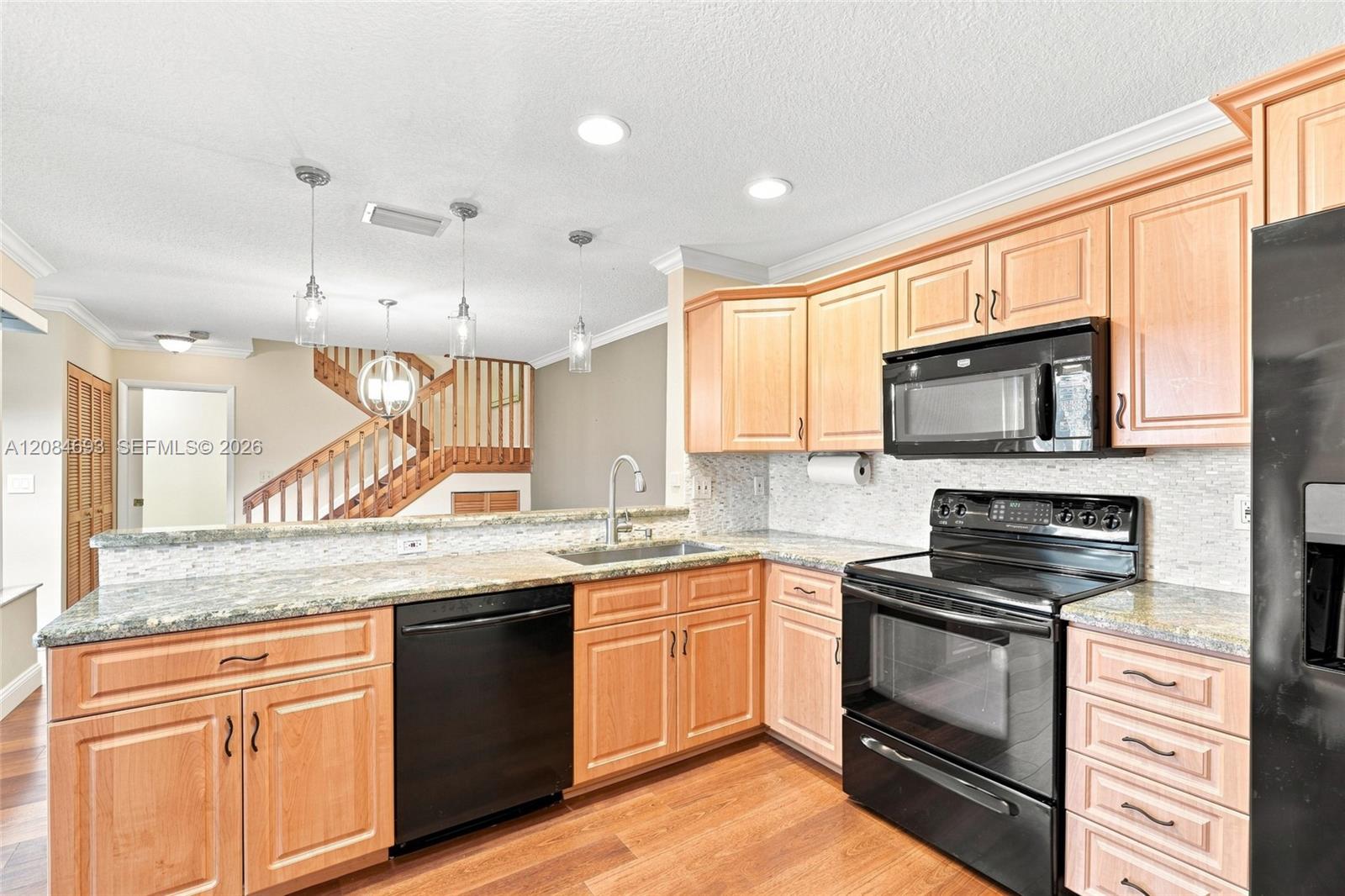 10922 Chandler Drive Property Photo 19