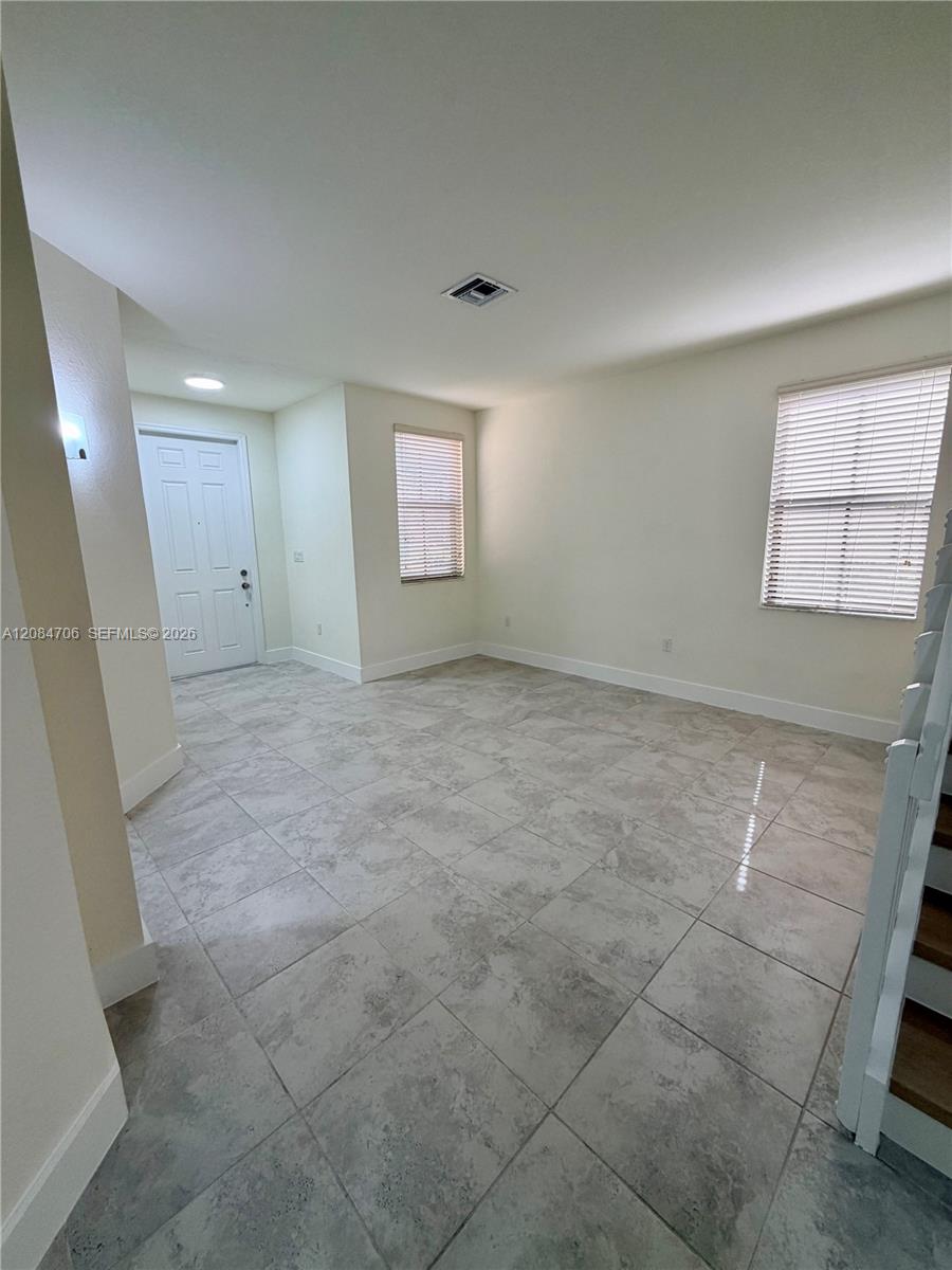 A12084706 Property Photo 32