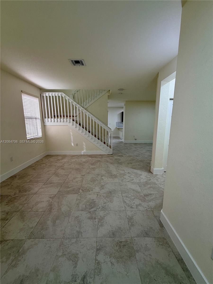 A12084706 Property Photo 34