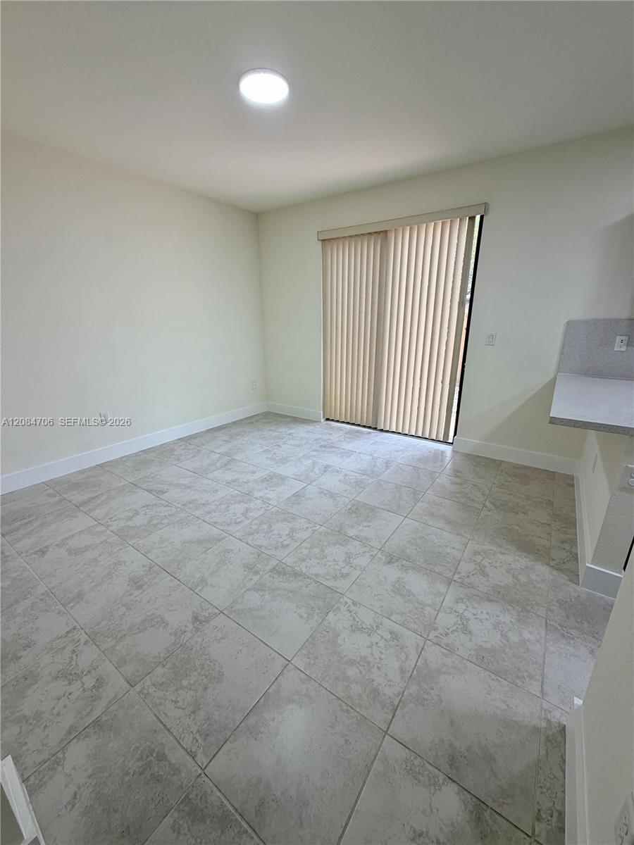 A12084706 Property Photo 37