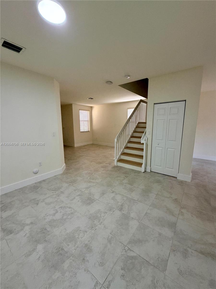 A12084706 Property Photo 46