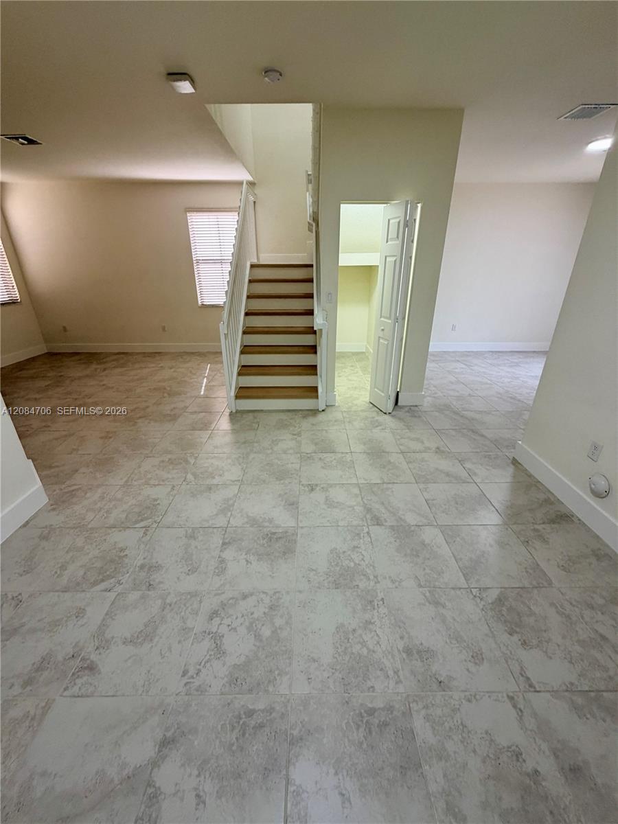 A12084706 Property Photo 48