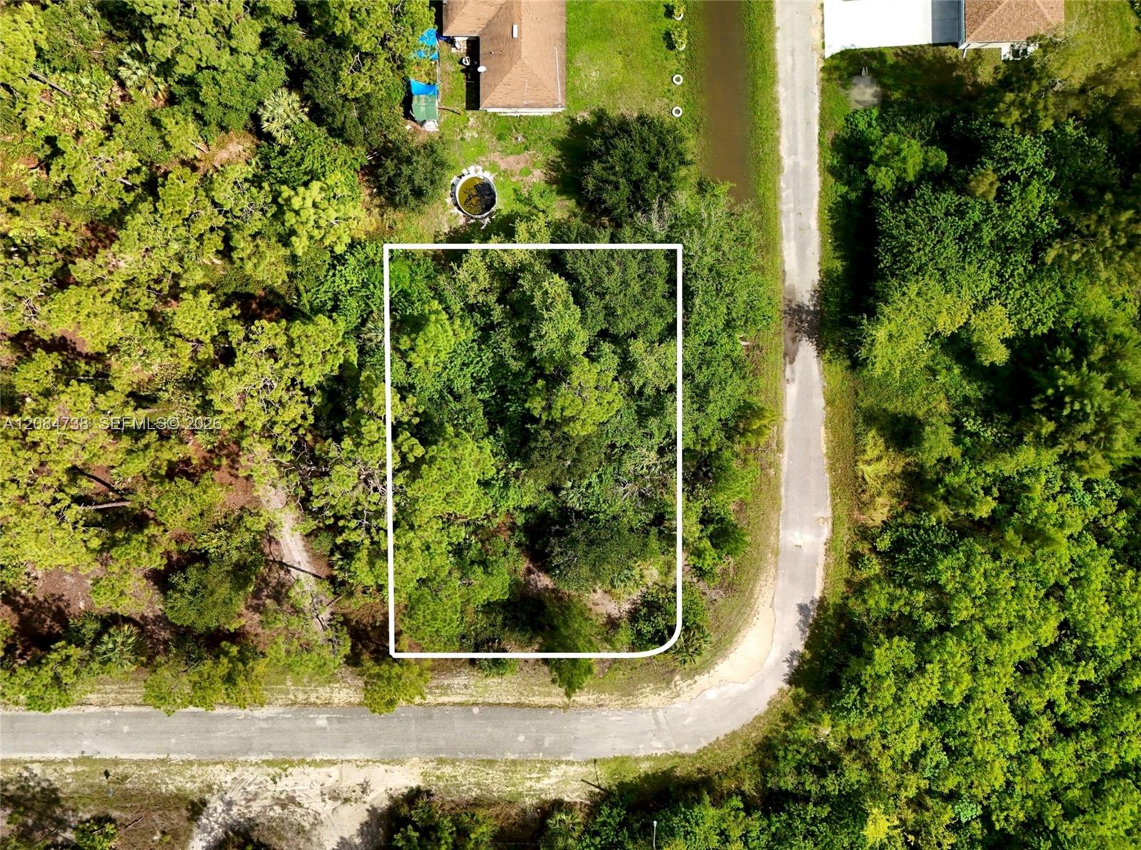 304 Lawler Property Photo 1