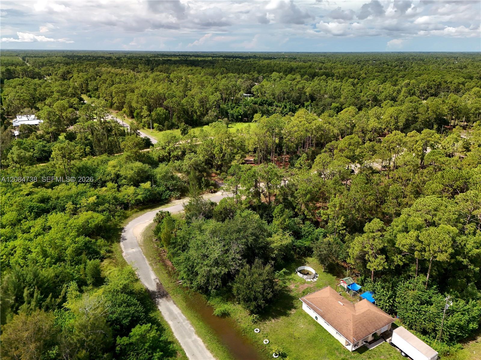304 Lawler Property Photo 13