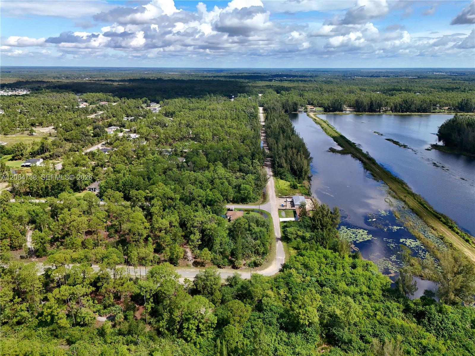 304 Lawler Property Photo 19