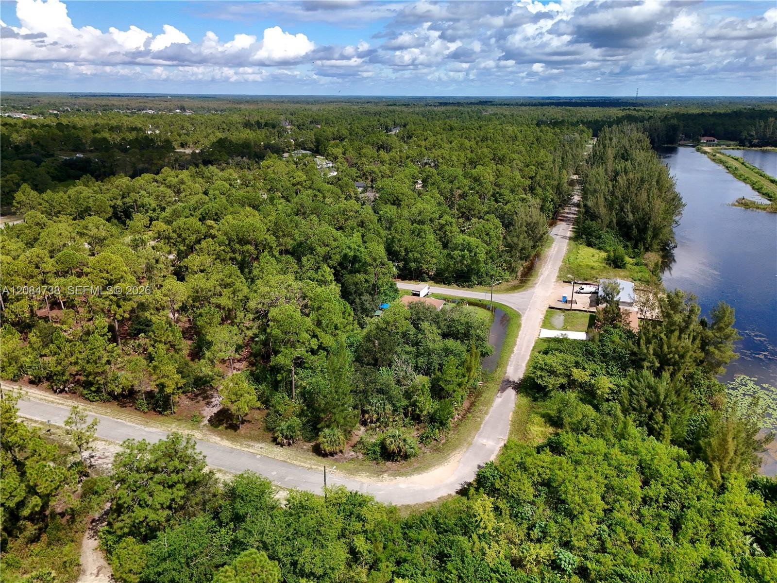 304 Lawler Property Photo 41
