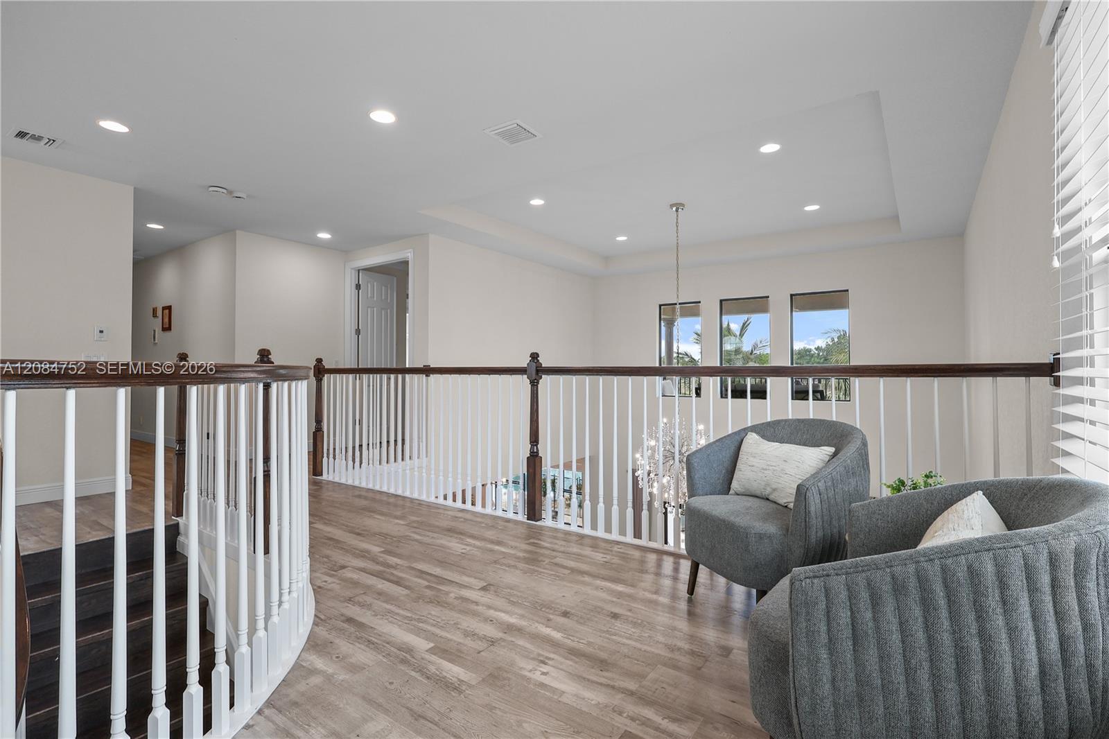 8142 Bradford Way Property Photo 24