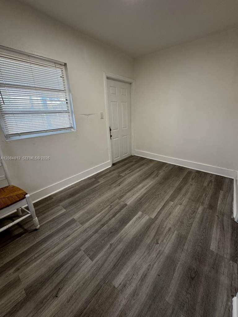 1121 Nw 40th Street 4 Property Photo 5