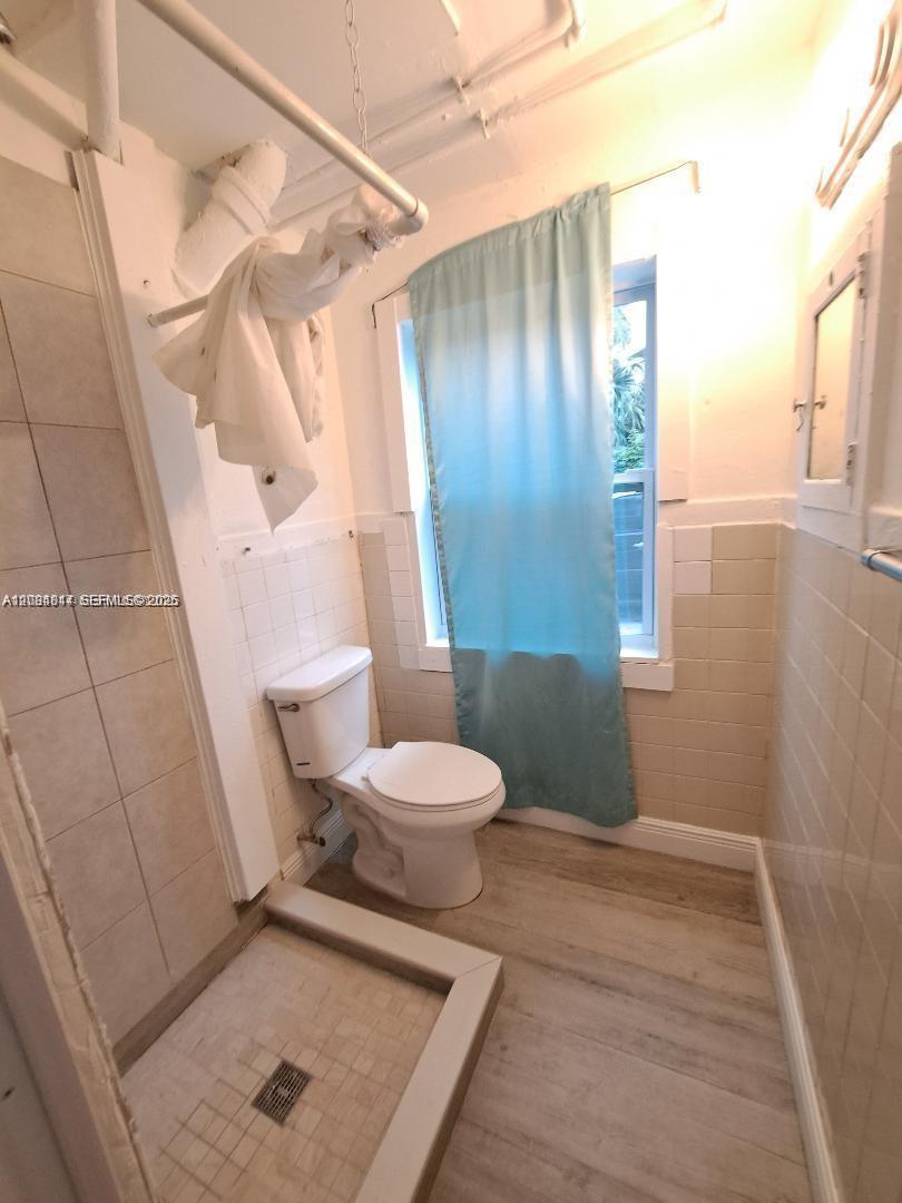 217 Southridge Road Lower Unit Property Photo 7