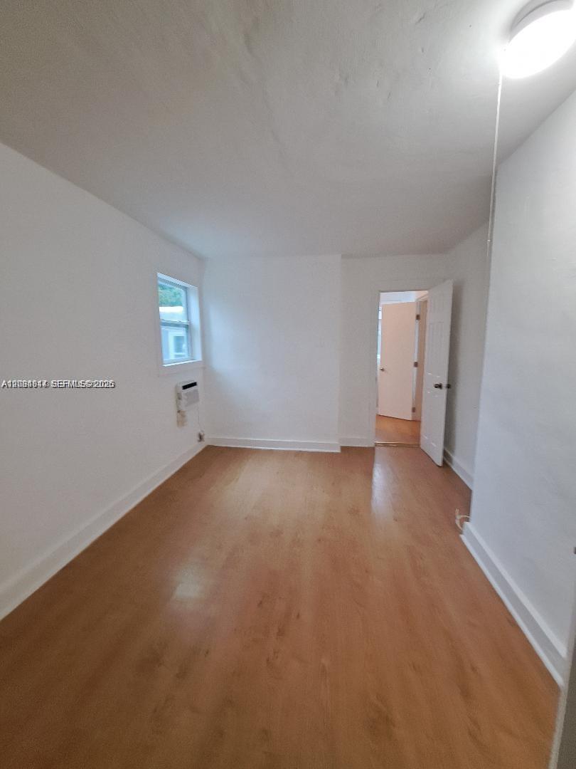 217 Southridge Road Lower Unit Property Photo 10