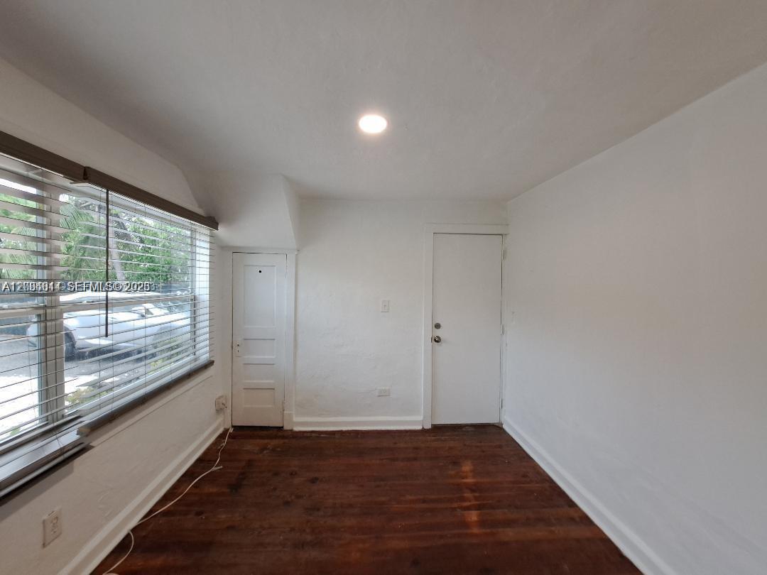 217 Southridge Road Lower Unit Property Photo 13