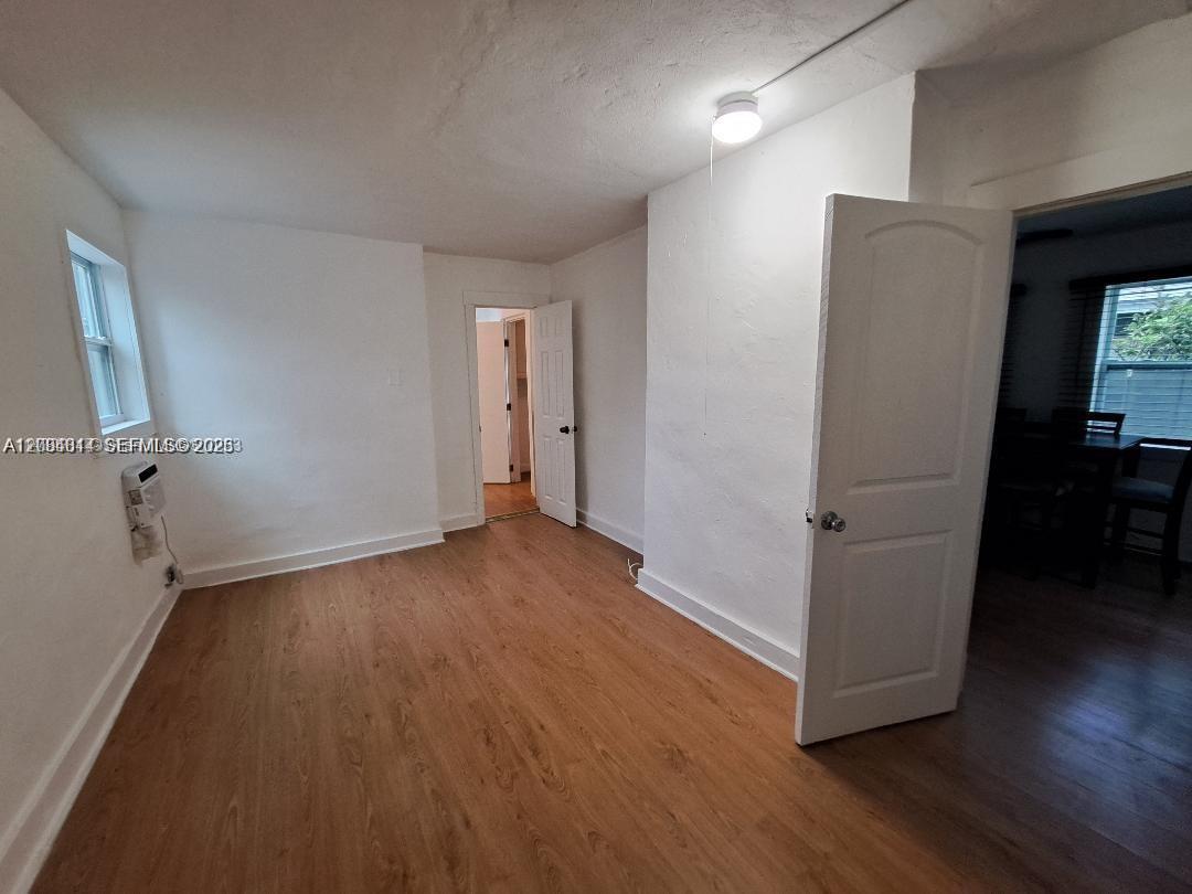 217 Southridge Road Lower Unit Property Photo 14