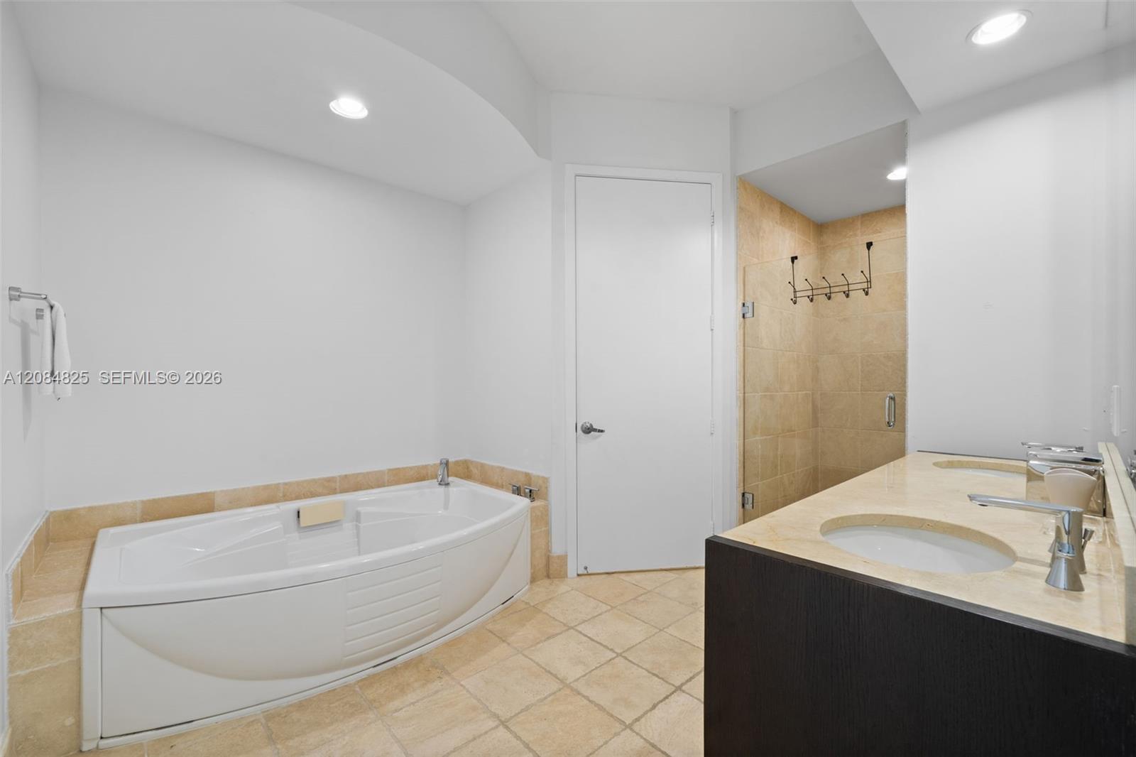 18201 Collins Avenue 4709 Property Photo 13