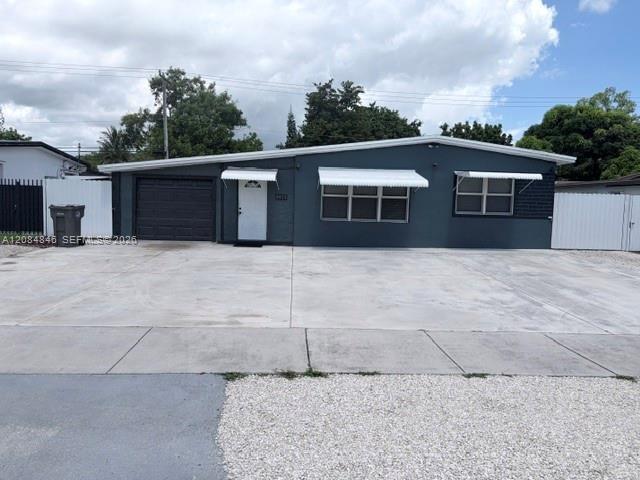 3611 Sw 40th Street Property Photo 1