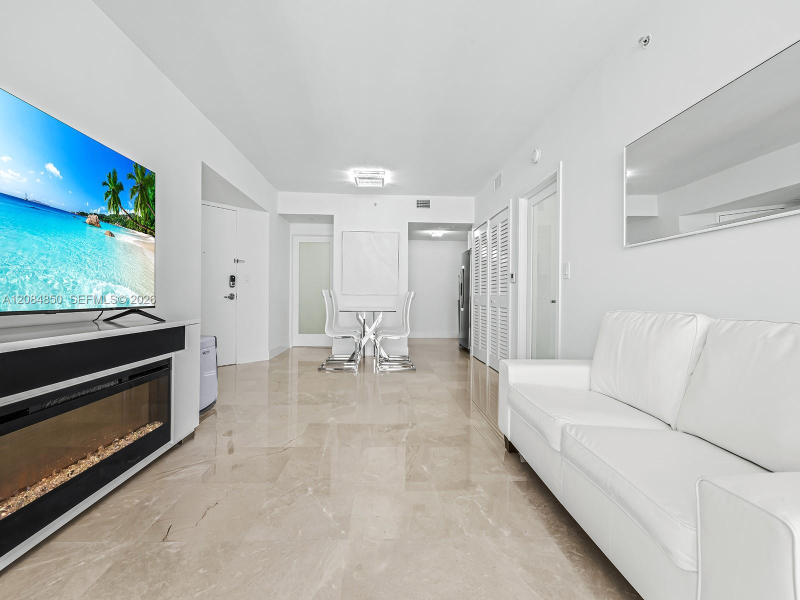 6365 Collins Avenue 1911 Property Photo 3