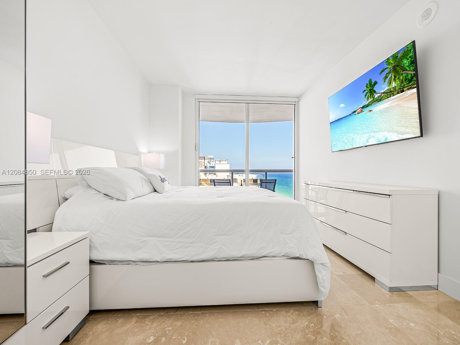 6365 Collins Avenue 1911 Property Photo 12
