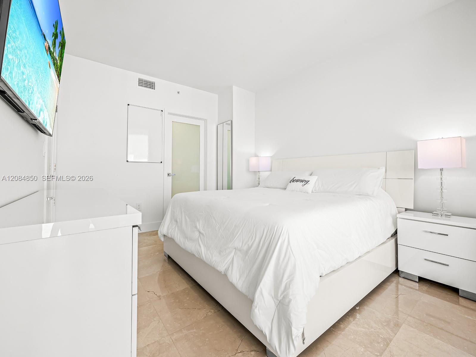 6365 Collins Avenue 1911 Property Photo 13