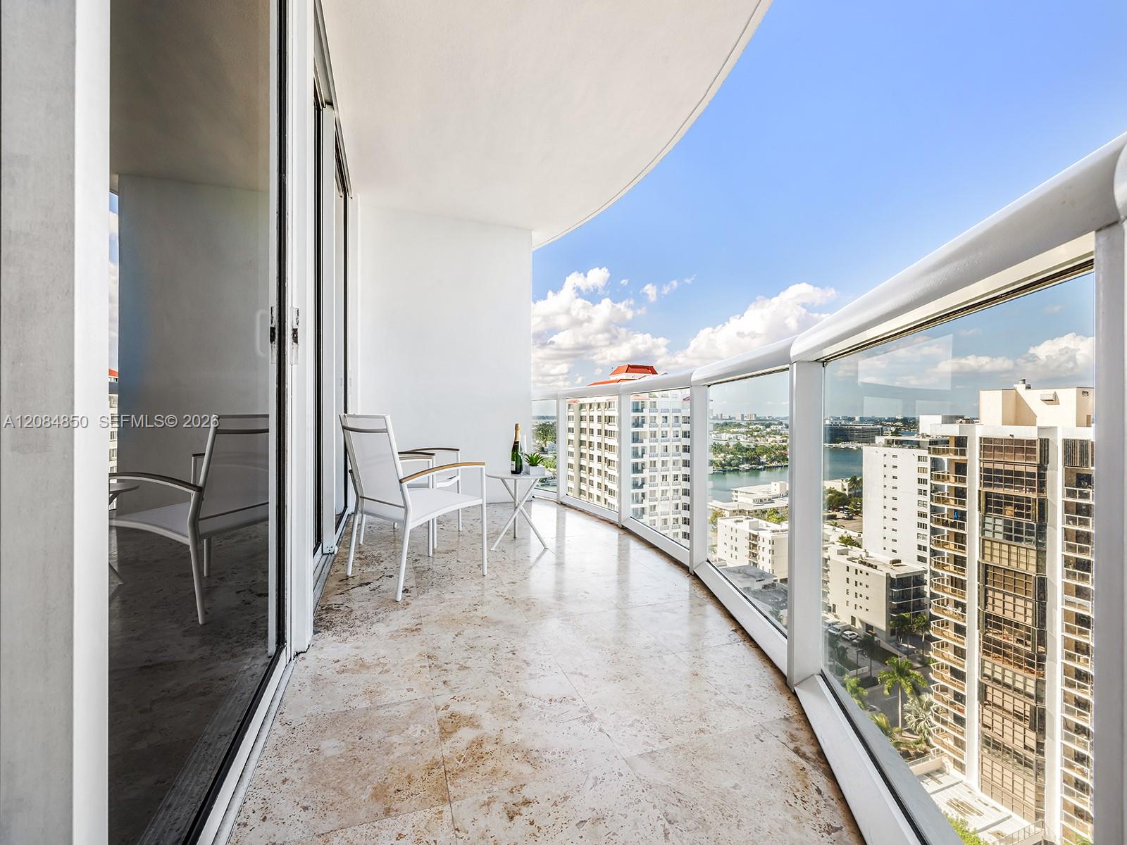 6365 Collins Avenue 1911 Property Photo 18