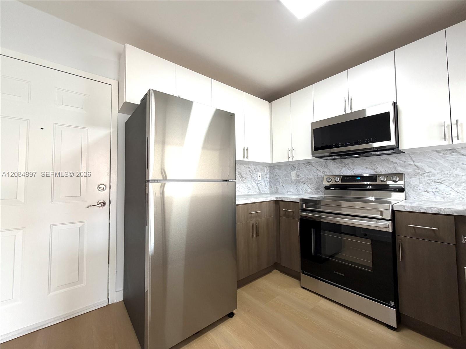 A12084897 Property Photo 4