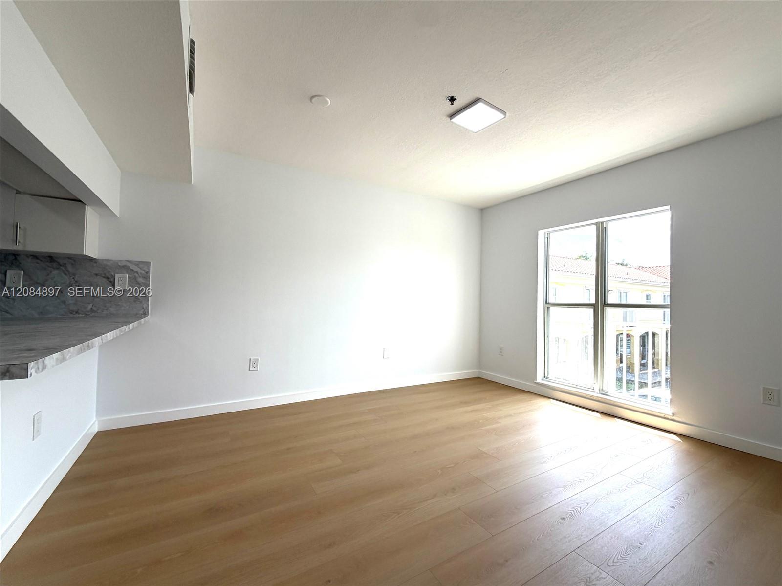 A12084897 Property Photo 7