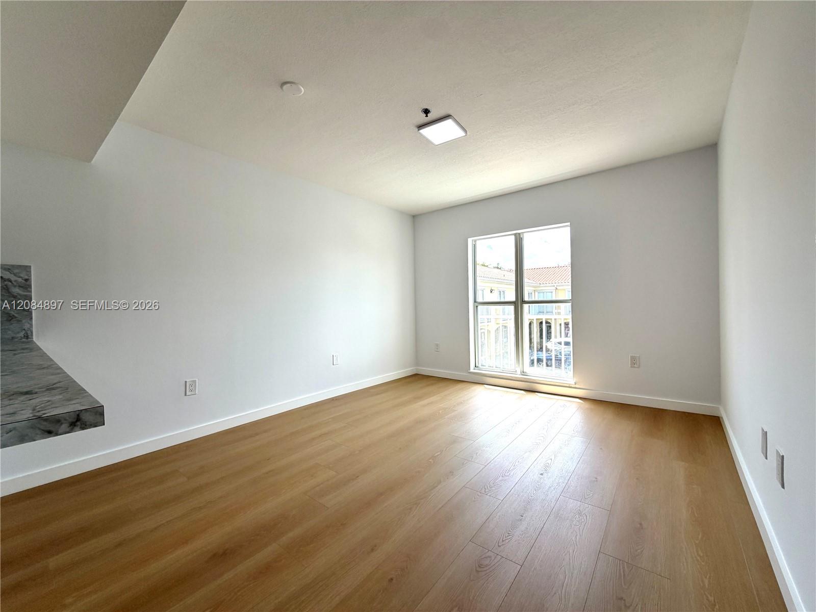 A12084897 Property Photo 8