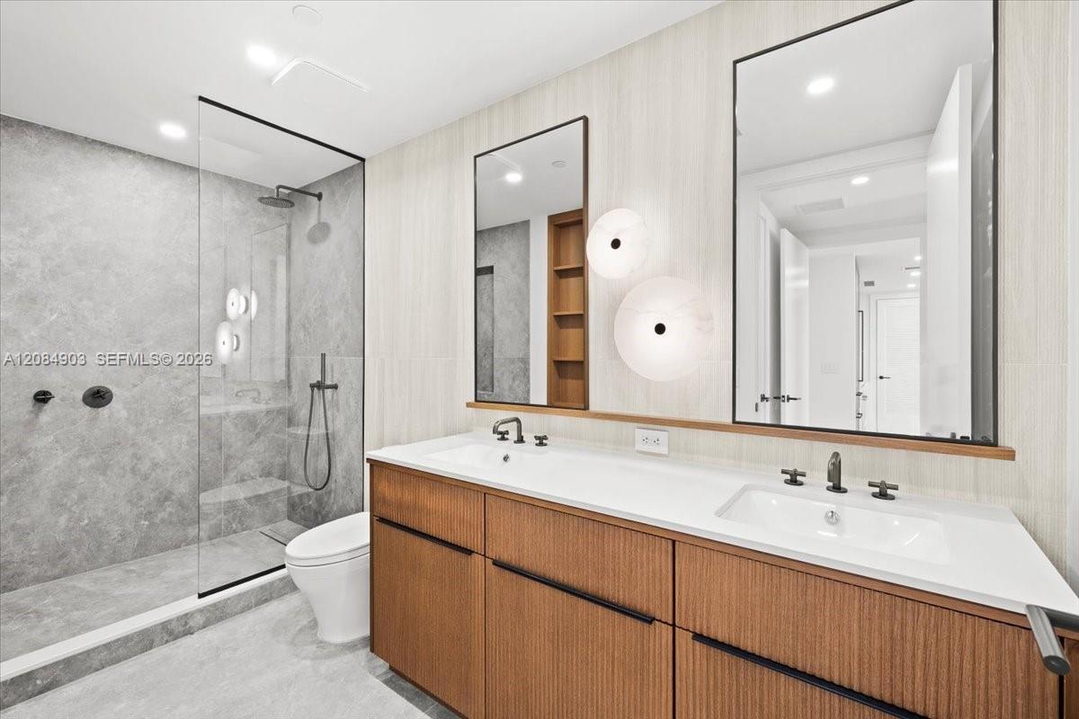 2200 Brickell Avenue 422 Property Photo 16