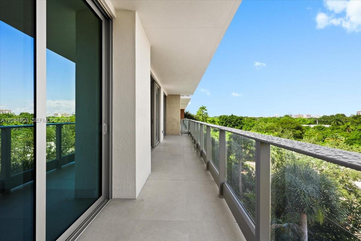 2200 Brickell Avenue 422 Property Photo 26