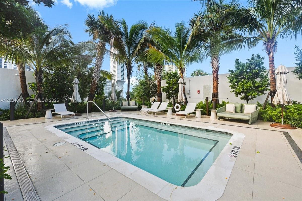 2200 Brickell Avenue 422 Property Photo 41