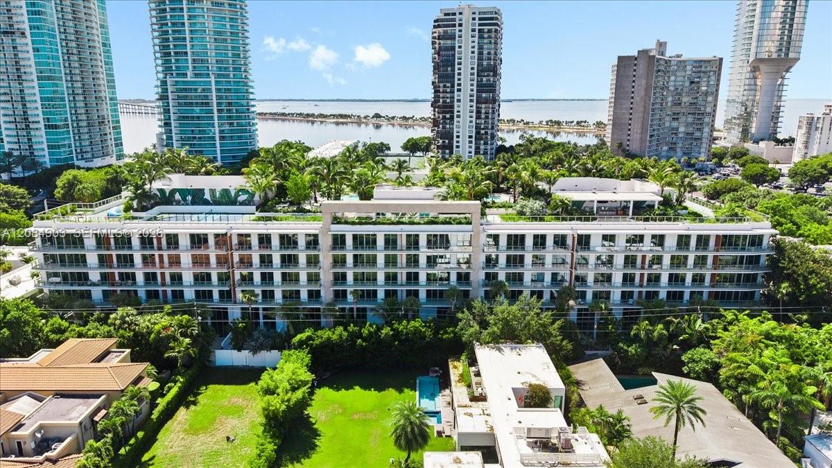 2200 Brickell Avenue 422 Property Photo 42