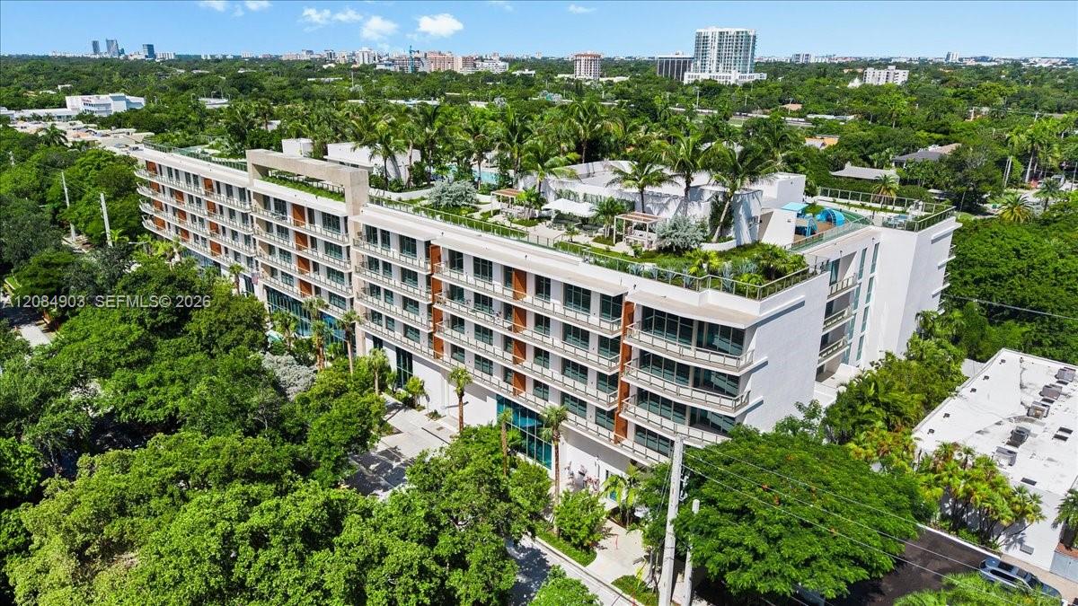 2200 Brickell Avenue 422 Property Photo 45