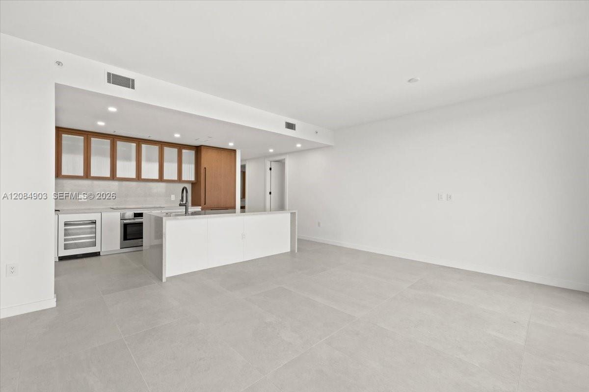 2200 Brickell Avenue 422 Property Photo 47