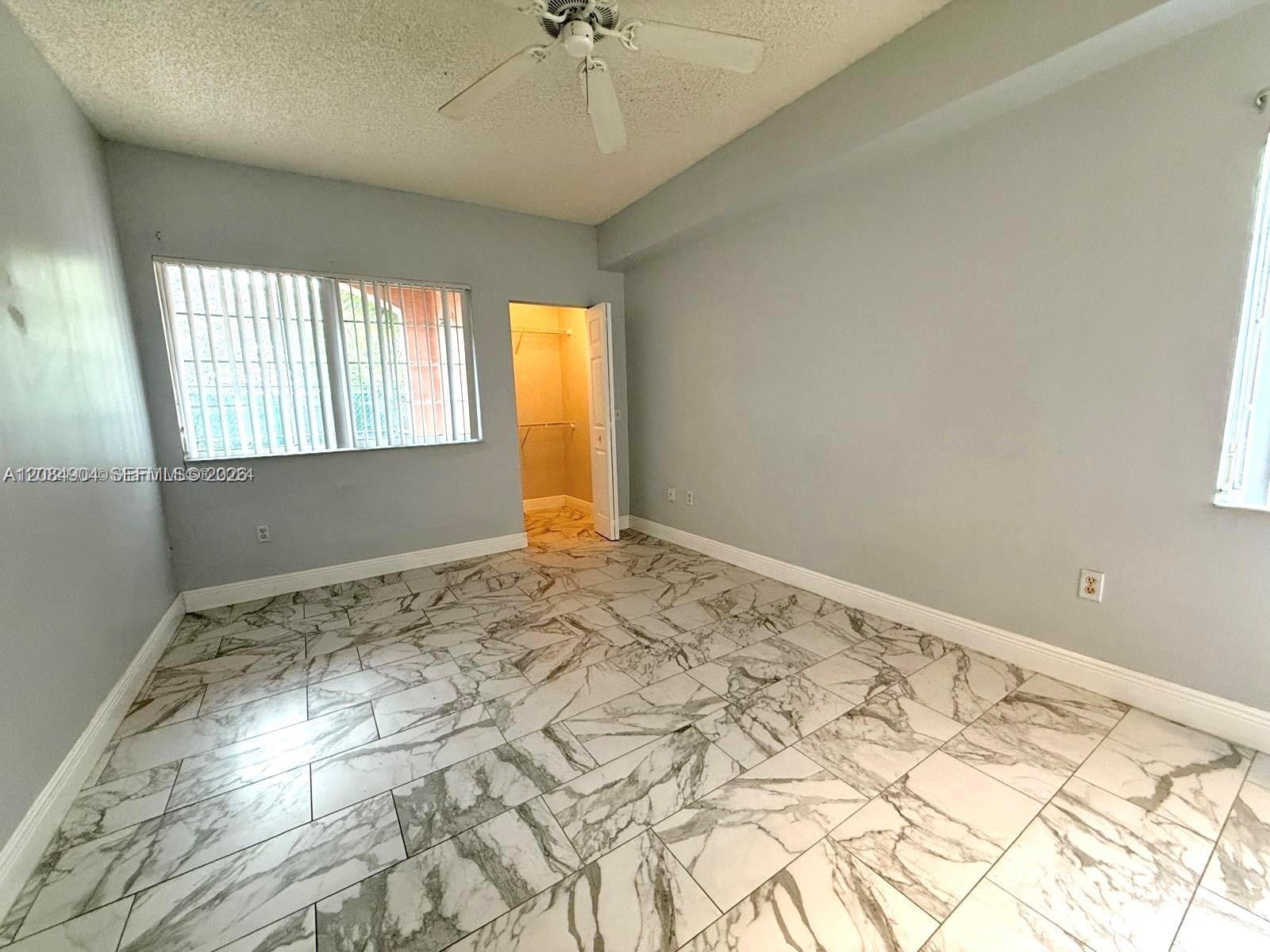 2015 Se 10th Avenue 127 Property Photo 11
