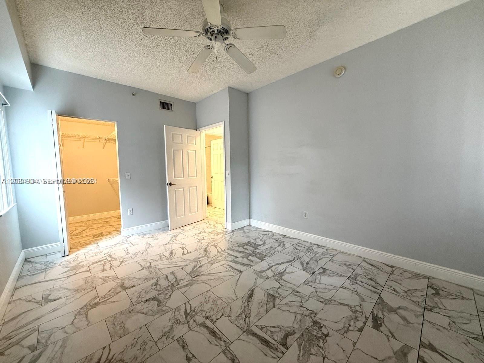 2015 Se 10th Avenue 127 Property Photo 12