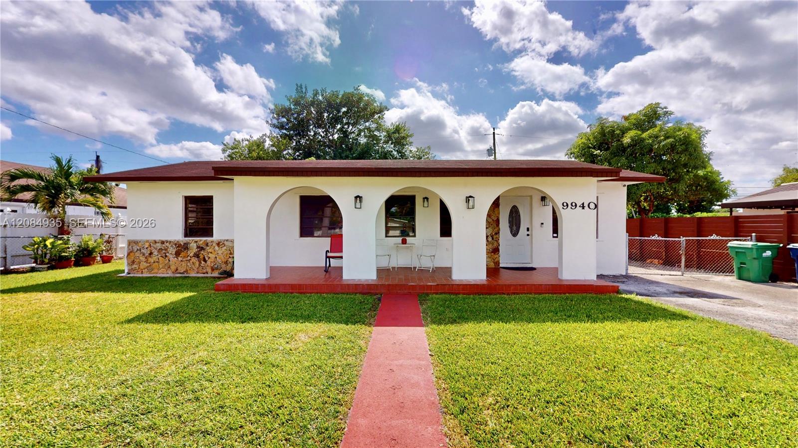 9940 Sw 48th Street Property Photo 1