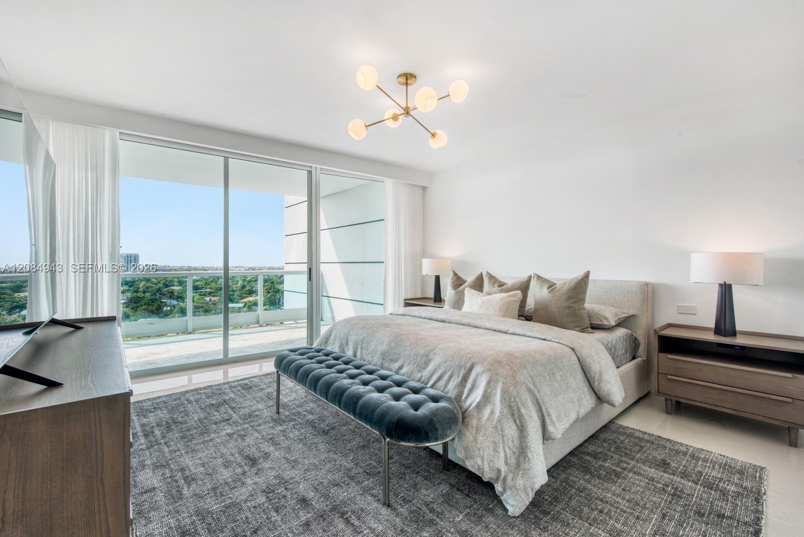 2127 Brickell Avenue 1605 Property Photo 5