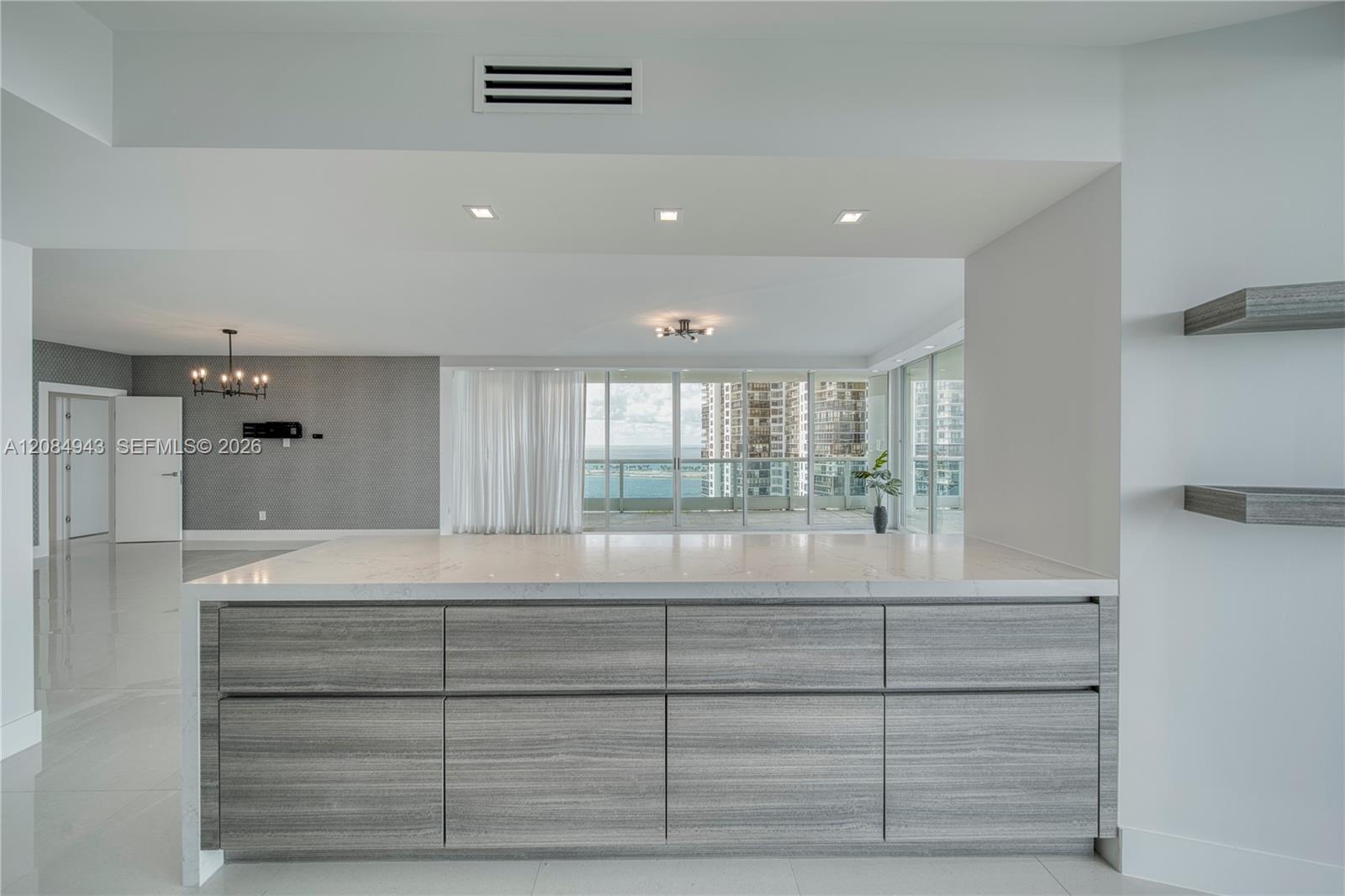 2127 Brickell Avenue 1605 Property Photo 11