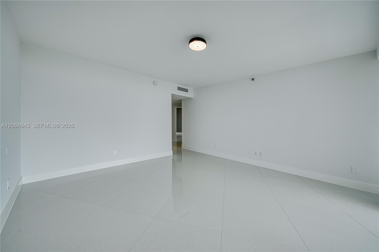 2127 Brickell Avenue 1605 Property Photo 18