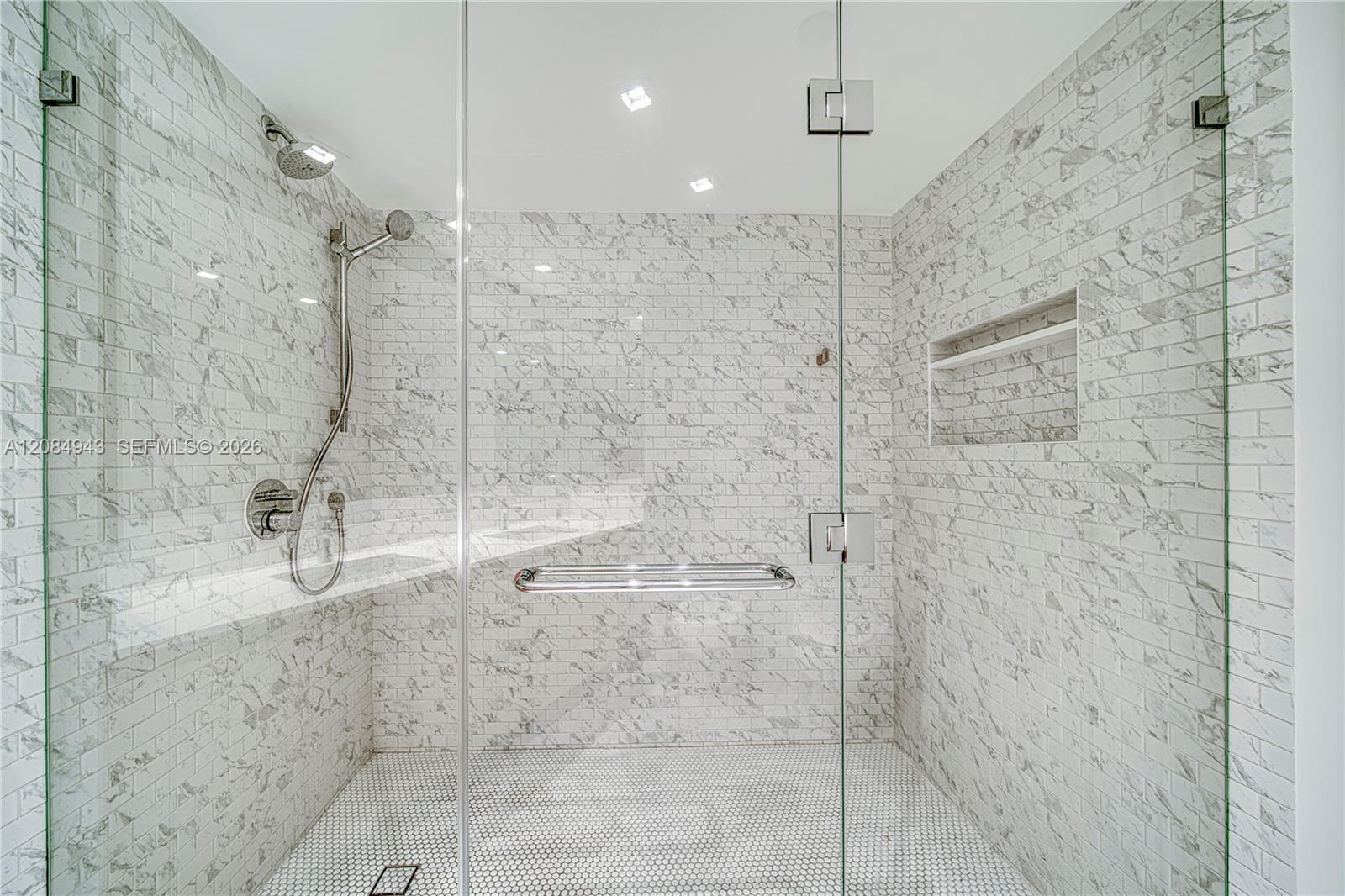 2127 Brickell Avenue 1605 Property Photo 23