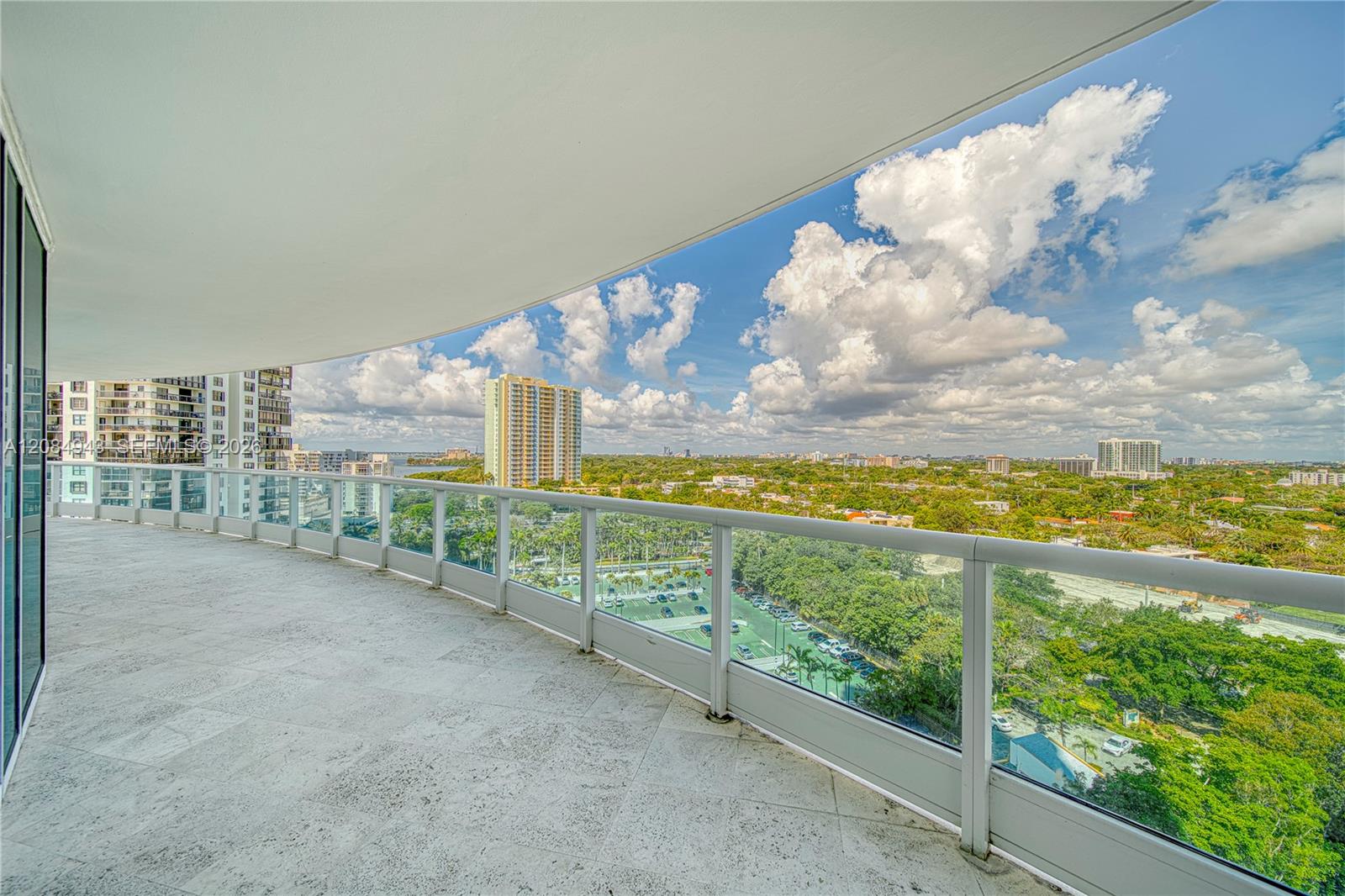 2127 Brickell Avenue 1605 Property Photo 32