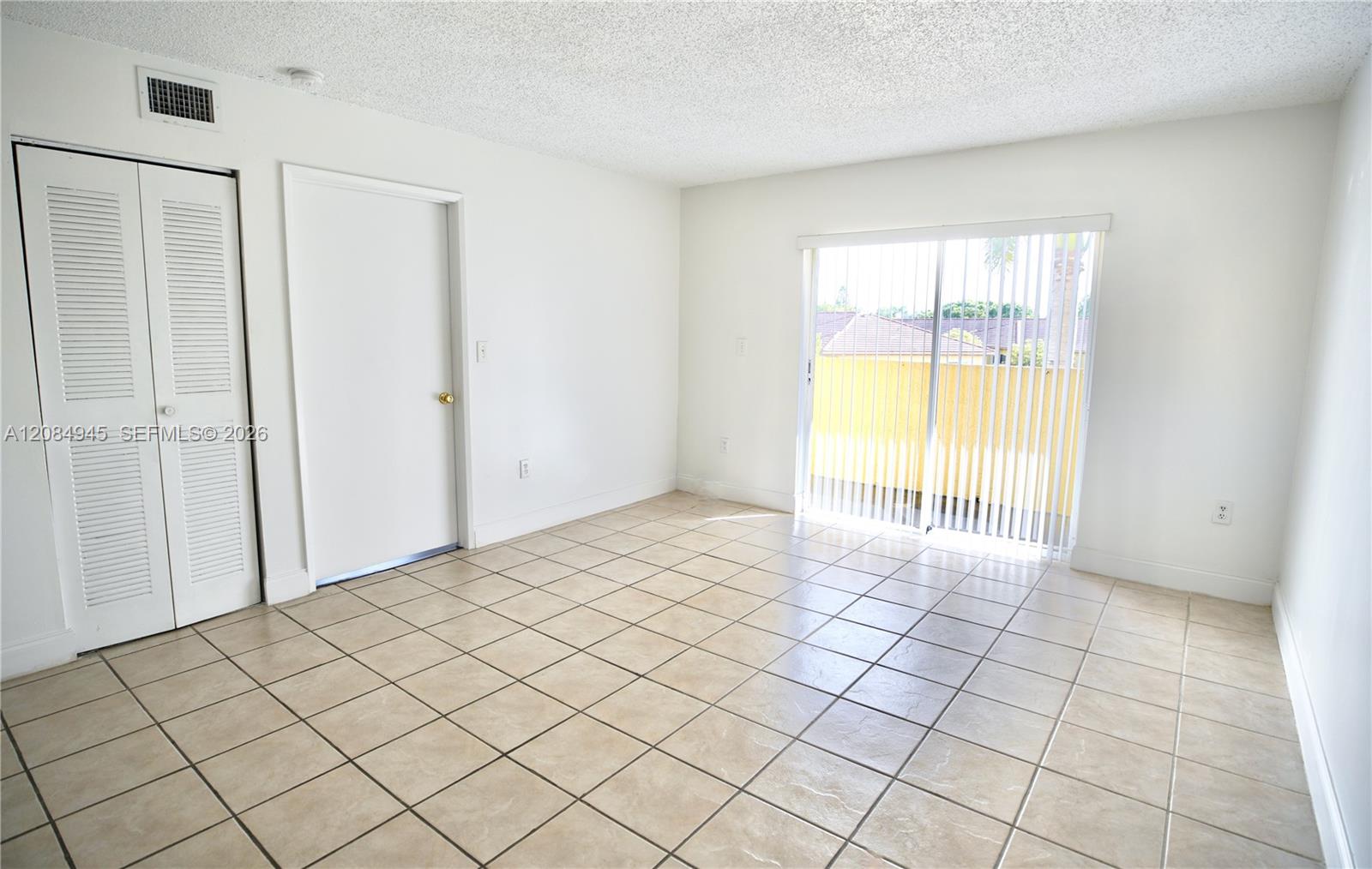 14931 Sw 82nd Lane 18-401 Property Photo 4