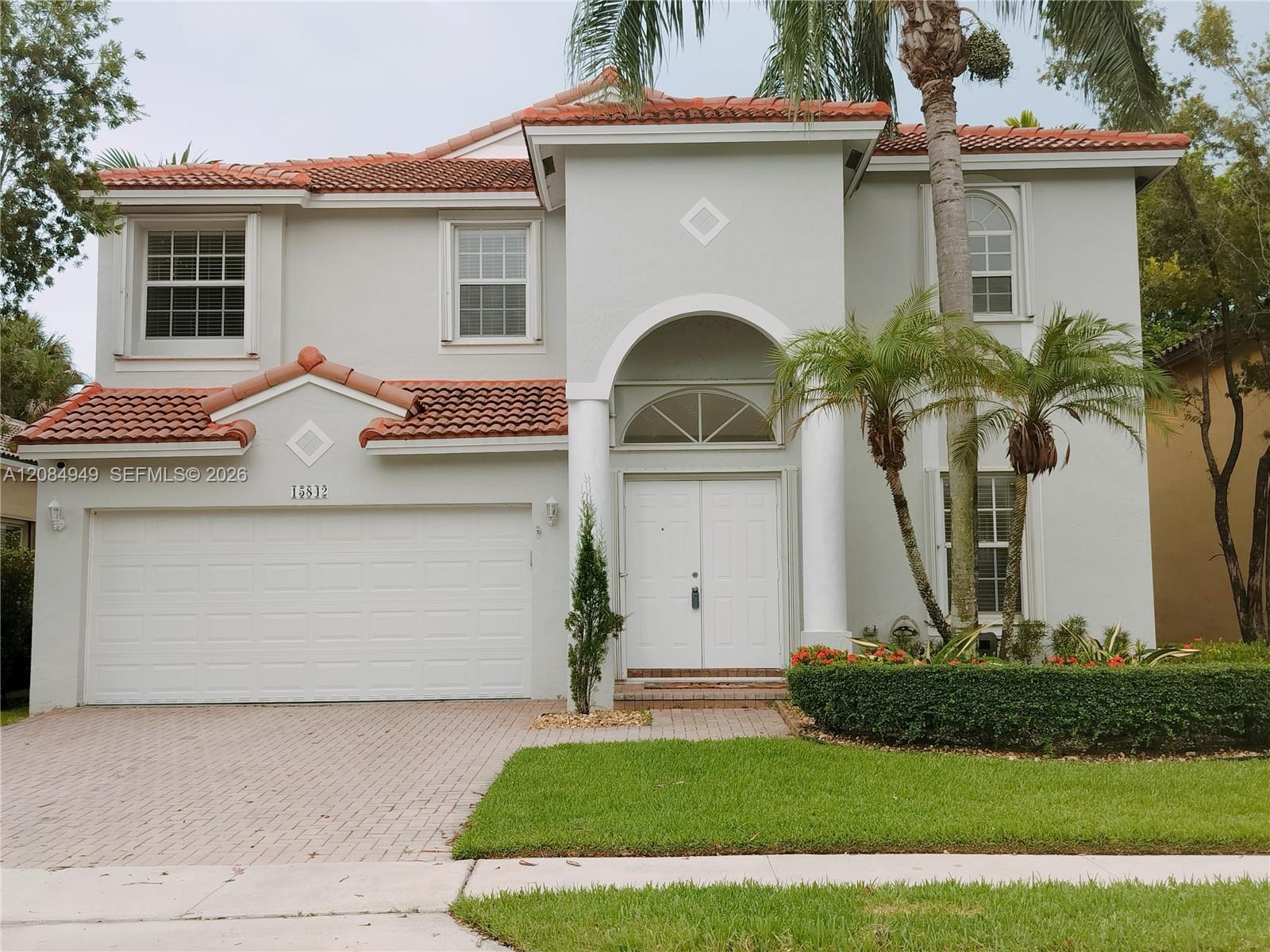 15842 SW 14th Street Property Photo 1