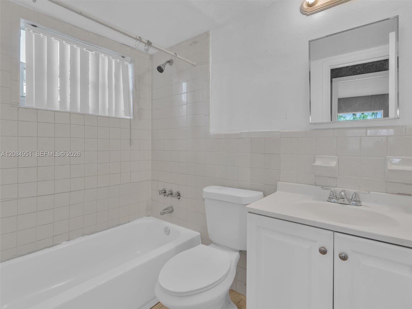 590 Sw 27th Avenue 1 Property Photo 9