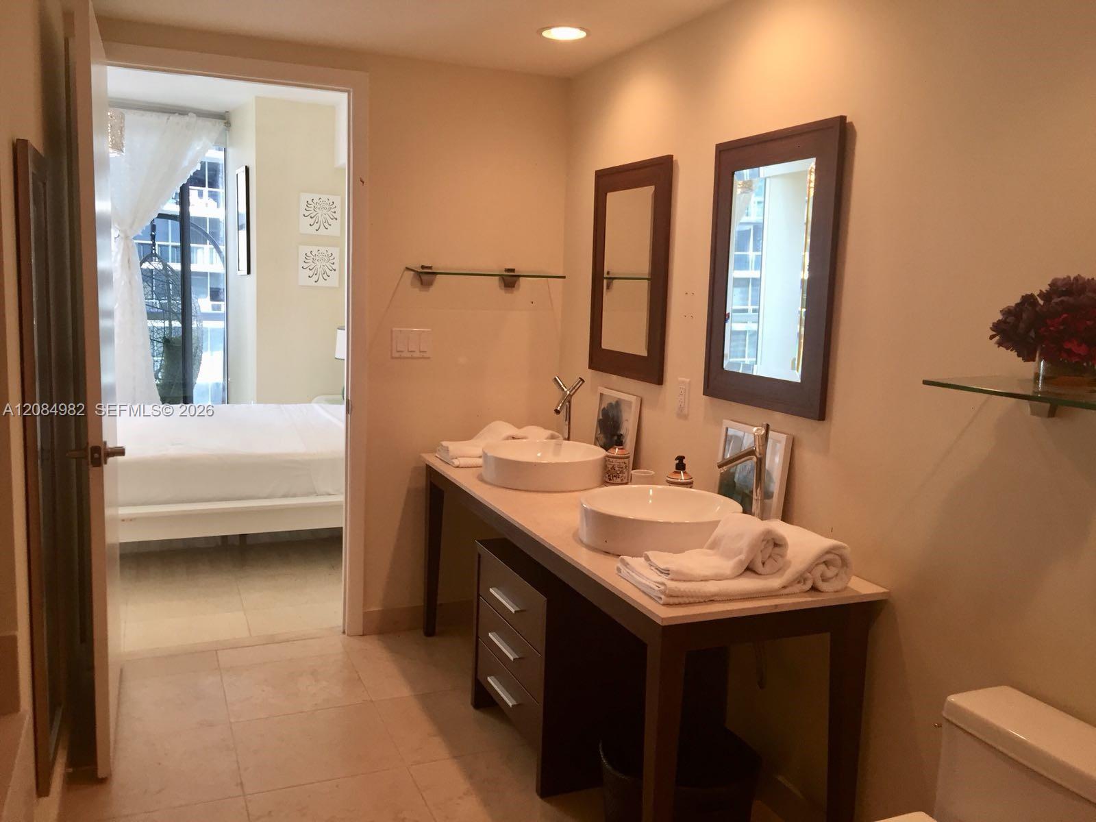 495 Brickell Avenue 3410 Property Photo 13