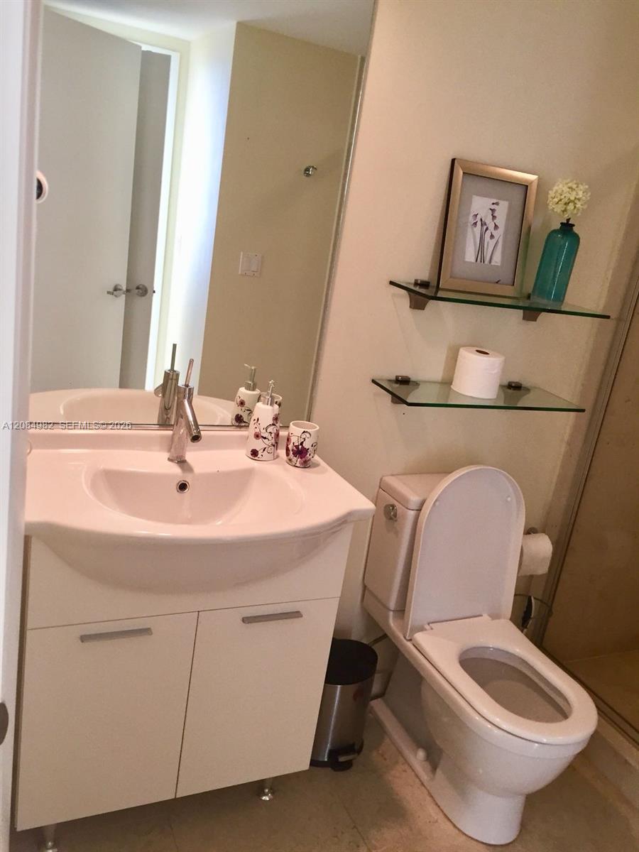 495 Brickell Avenue 3410 Property Photo 39