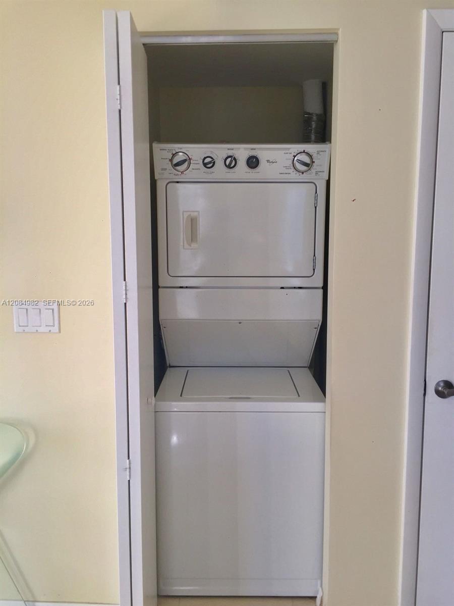 495 Brickell Avenue 3410 Property Photo 41
