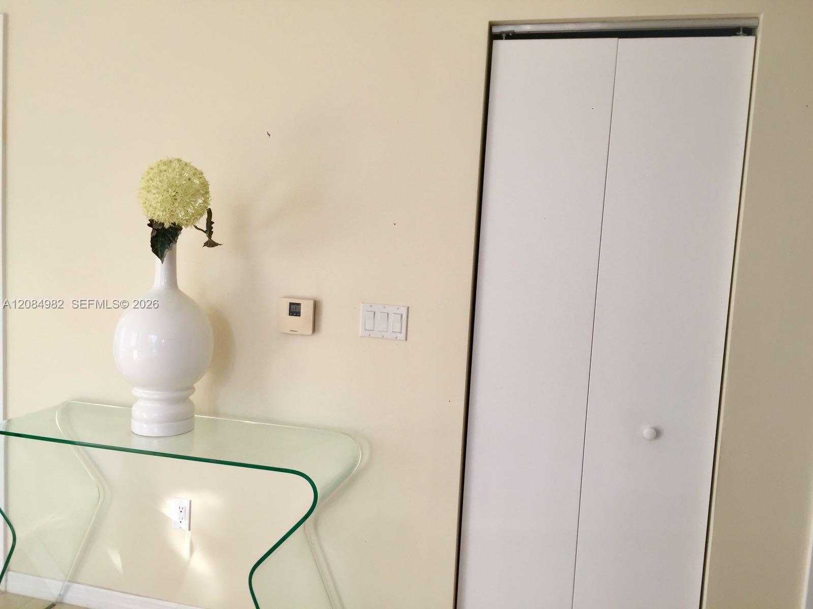 495 Brickell Avenue 3410 Property Photo 42